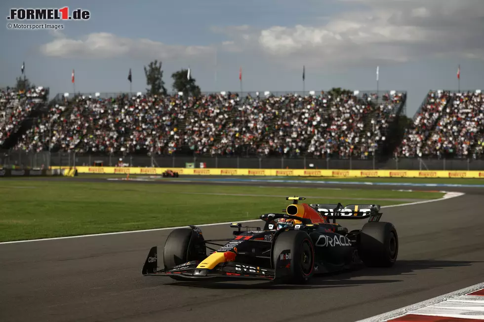 Foto zur News: Sergio Perez (Red Bull)