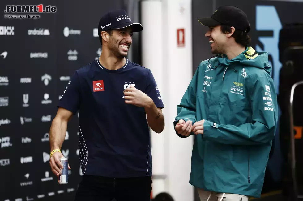 Foto zur News: Daniel Ricciardo (AlphaTauri) und Lance Stroll (Aston Martin)