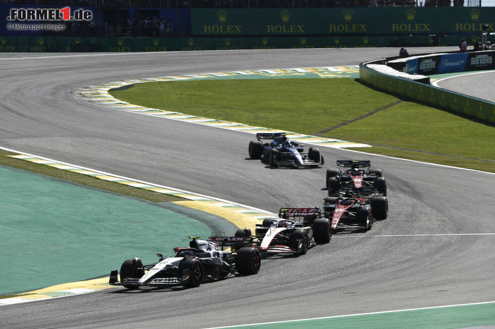 Foto zur News: Yuki Tsunoda (AlphaTauri), Nico Hülkenberg (Haas) und Valtteri Bottas (Alfa Romeo)