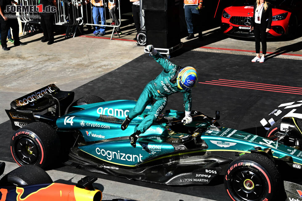 Foto zur News: Fernando Alonso (Aston Martin)