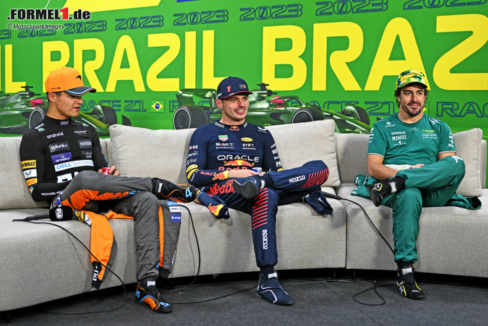 Foto zur News: Lando Norris (McLaren), Max Verstappen (Red Bull) und Fernando Alonso (Aston Martin)