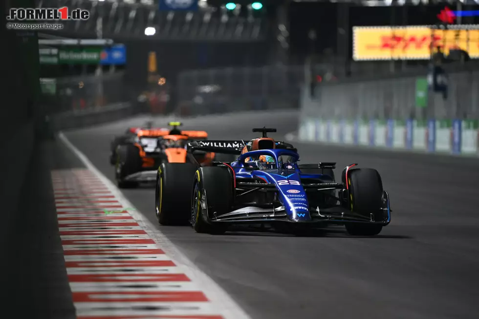 Foto zur News: Alexander Albon (Williams) und Lando Norris (McLaren)