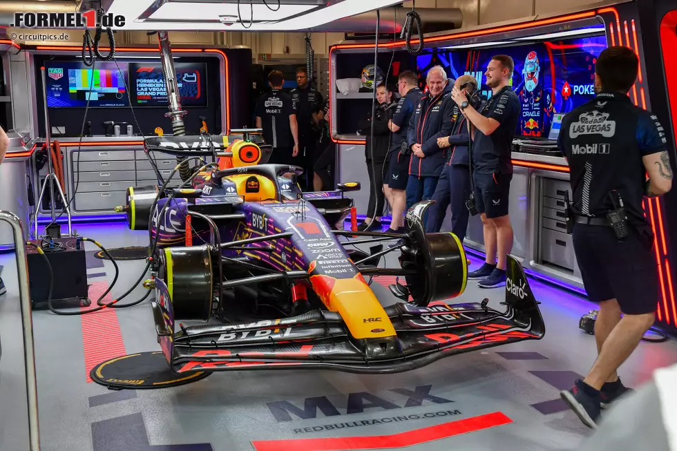 Foto zur News: Red Bull RB19