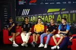 Foto zur News: Daniel Ricciardo (AlphaTauri), George Russell (Mercedes), Oscar Piastri (McLaren), Kevin Magnussen (Haas) und Logan Sargeant (Williams)