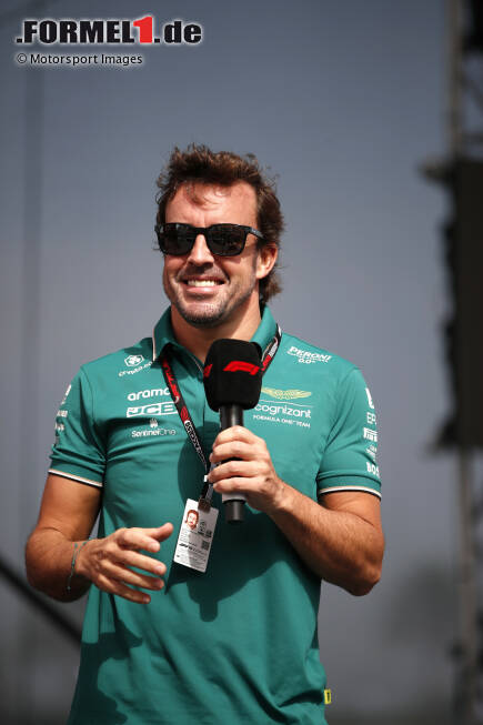 Foto zur News: Fernando Alonso (Aston Martin)