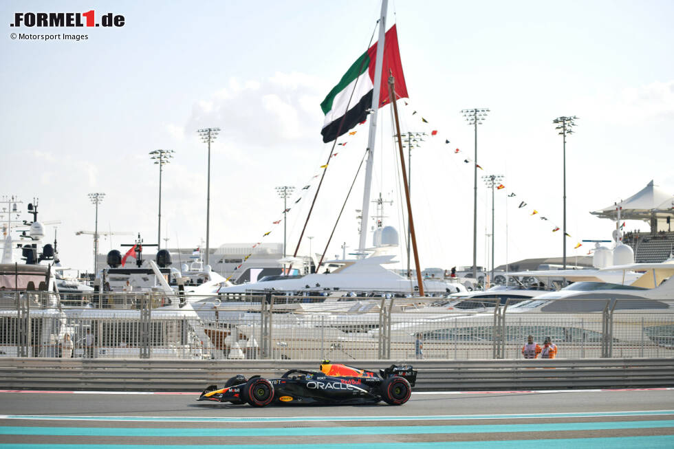 Foto zur News: Sergio Perez (Red Bull)