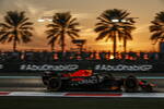 Foto zur News: Sergio Perez (Red Bull)