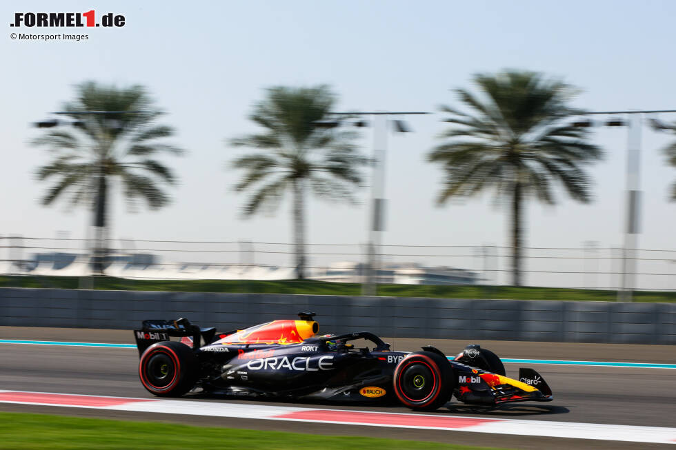 Foto zur News: Sergio Perez (Red Bull)