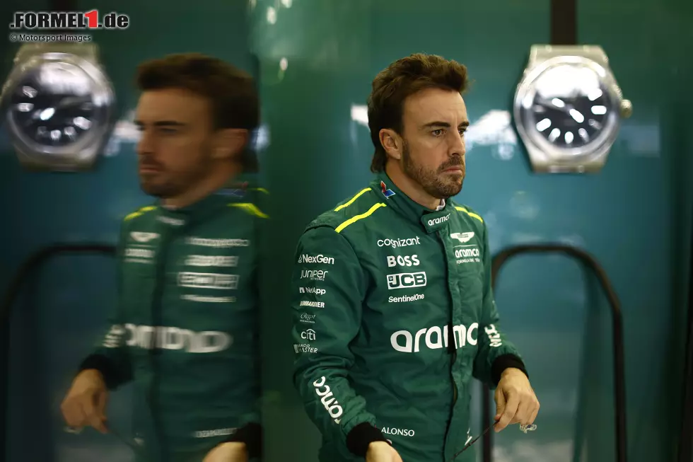 Foto zur News: Fernando Alonso (Aston Martin)