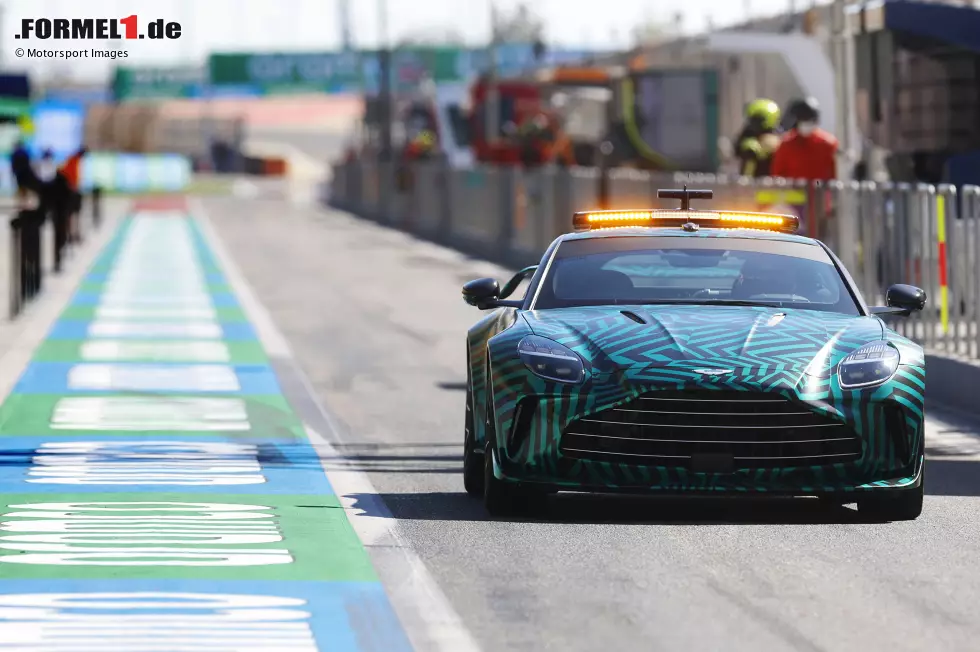 Foto zur News: Safety-Car von Aston Martin