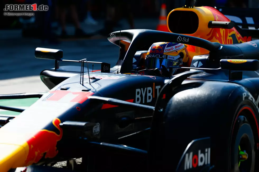 Foto zur News: Sergio Perez (Red Bull)