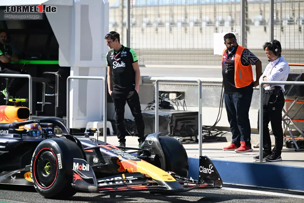 Foto zur News: Sergio Perez (Red Bull)