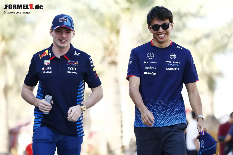 Foto zur News: Alexander Albon (Williams) und Max Verstappen (Red Bull)