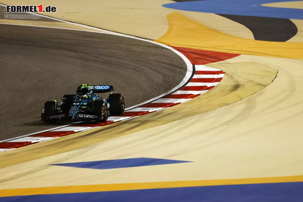 Foto zur News: Fernando Alonso (Aston Martin)