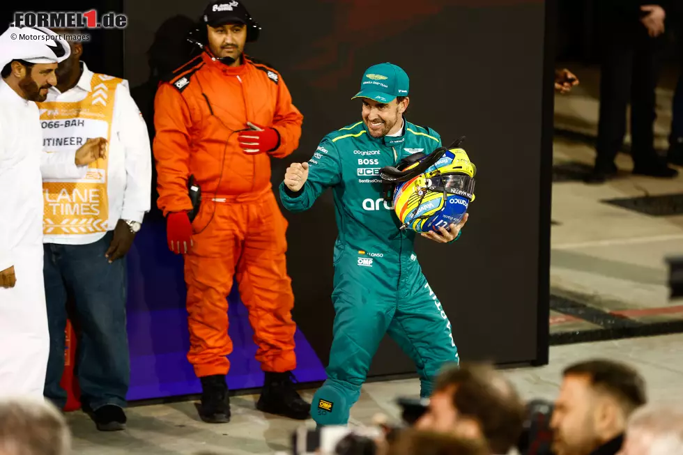 Foto zur News: Fernando Alonso (Aston Martin)