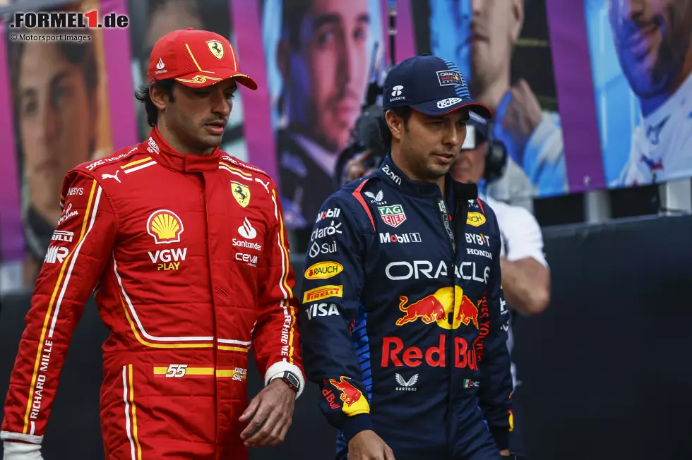 Foto zur News: Carlos Sainz (Ferrari) und Sergio Perez (Red Bull)