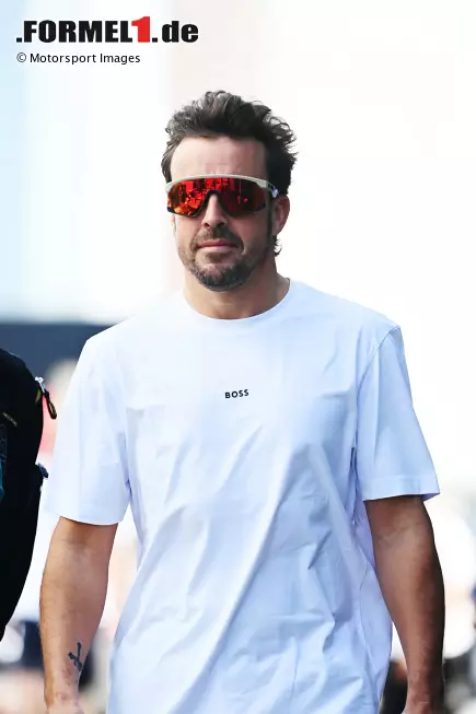 Foto zur News: Fernando Alonso (Aston Martin)