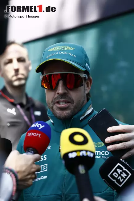 Foto zur News: Fernando Alonso (Aston Martin)