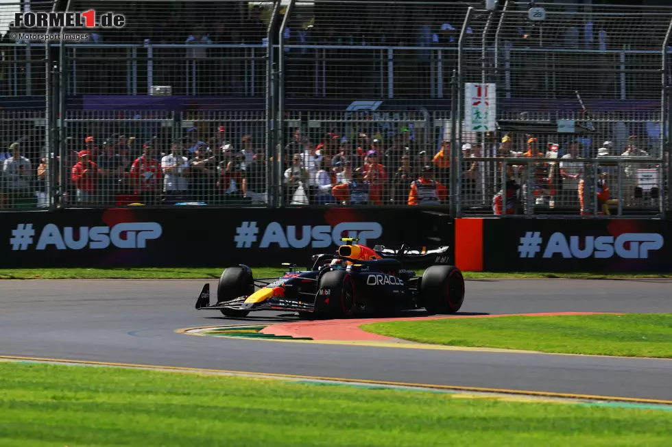 Foto zur News: Sergio Perez (Red Bull)