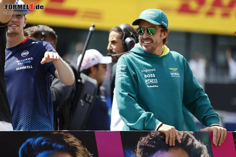 Foto zur News: Fernando Alonso (Aston Martin)