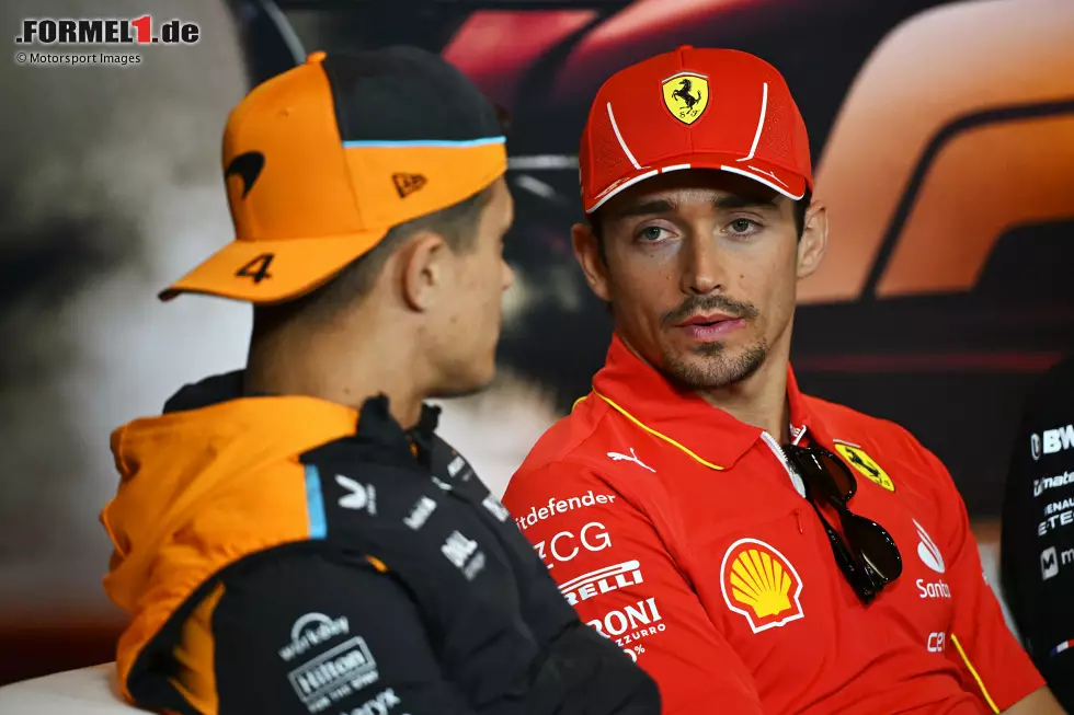 Foto zur News: Lando Norris (McLaren) und Charles Leclerc (Ferrari)