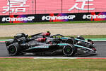 Foto zur News: George Russell (Mercedes) und Lewis Hamilton (Mercedes)