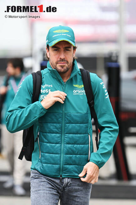 Foto zur News: Fernando Alonso (Aston Martin)