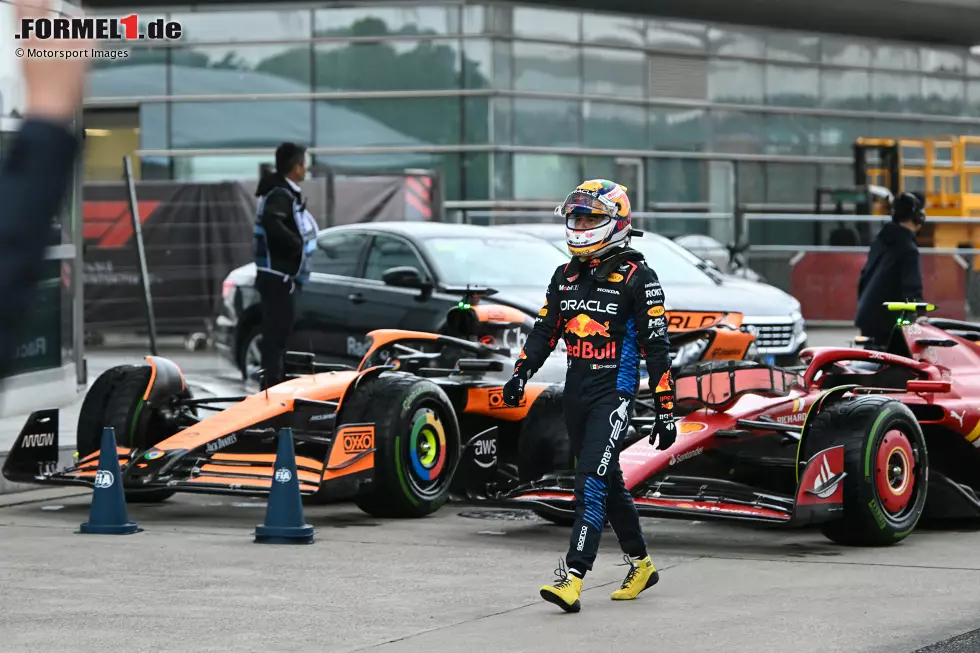 Foto zur News: Sergio Perez (Red Bull)