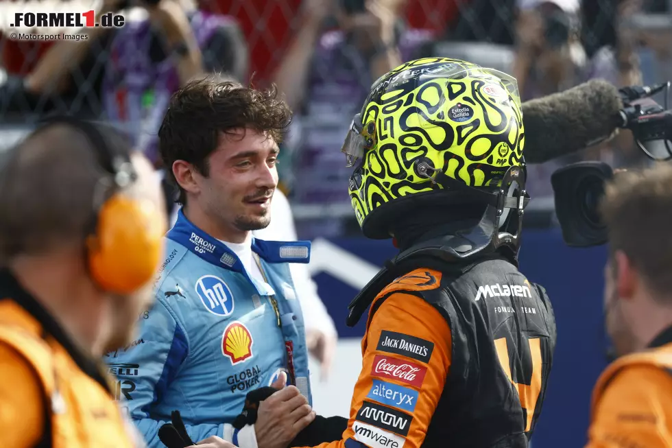 Foto zur News: Charles Leclerc (Ferrari) und Lando Norris (McLaren)