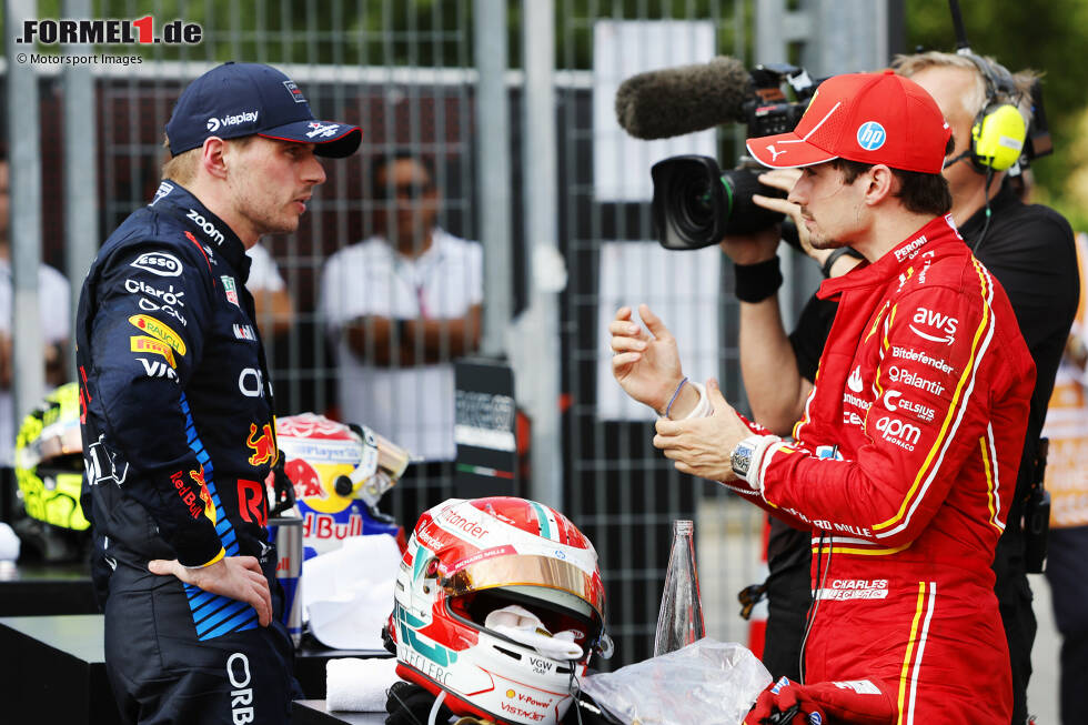 Foto zur News: Max Verstappen (Red Bull) und Charles Leclerc (Ferrari)