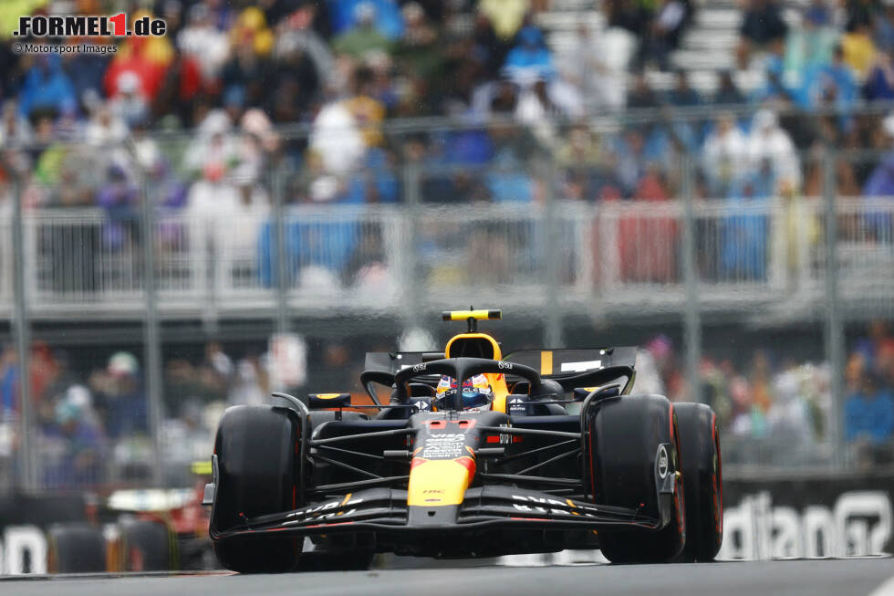 Foto zur News: Sergio Perez (Red Bull)