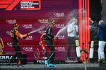 Foto zur News: Oscar Piastri (McLaren), George Russell (Mercedes) und Carlos Sainz (Ferrari)