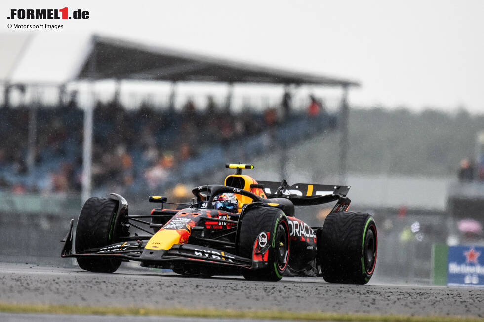 Foto zur News: Sergio Perez (Red Bull)