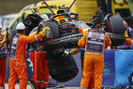 Foto zur News: Sergio Perez (Red Bull)