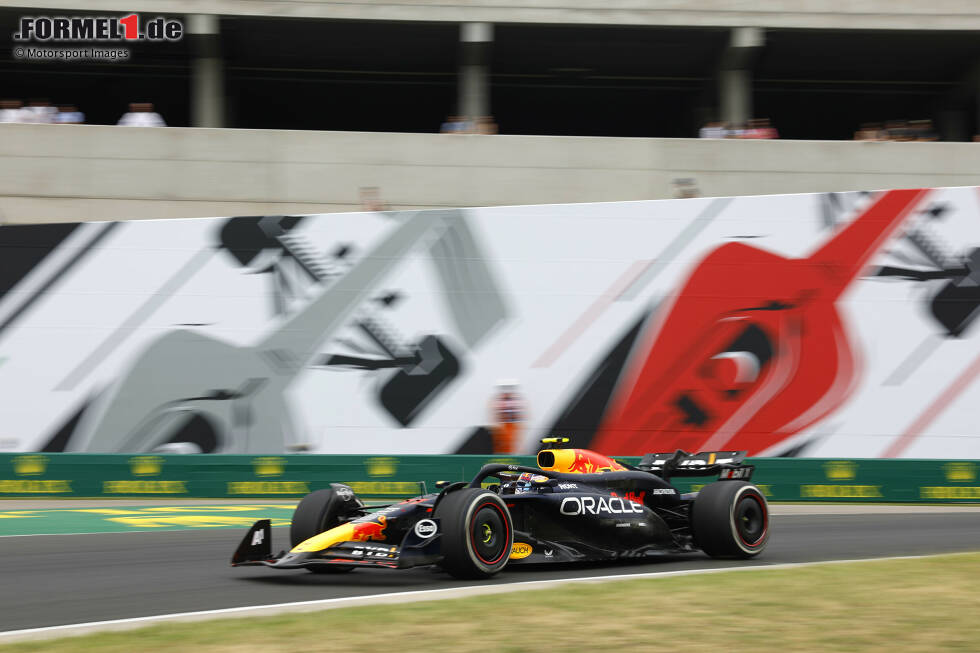 Foto zur News: Sergio Perez (Red Bull)