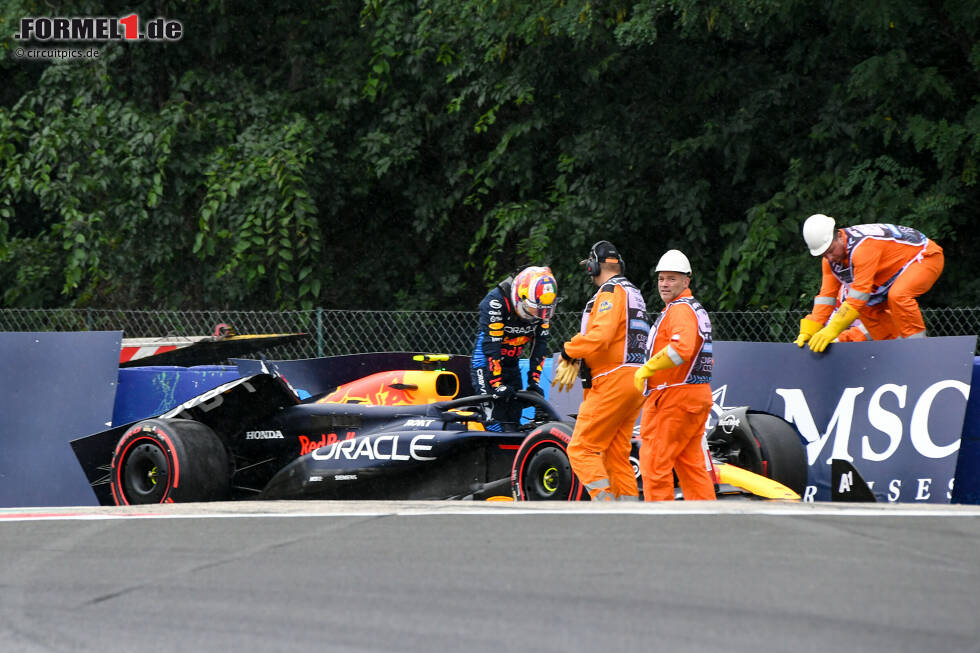 Foto zur News: Sergio Perez (Red Bull)