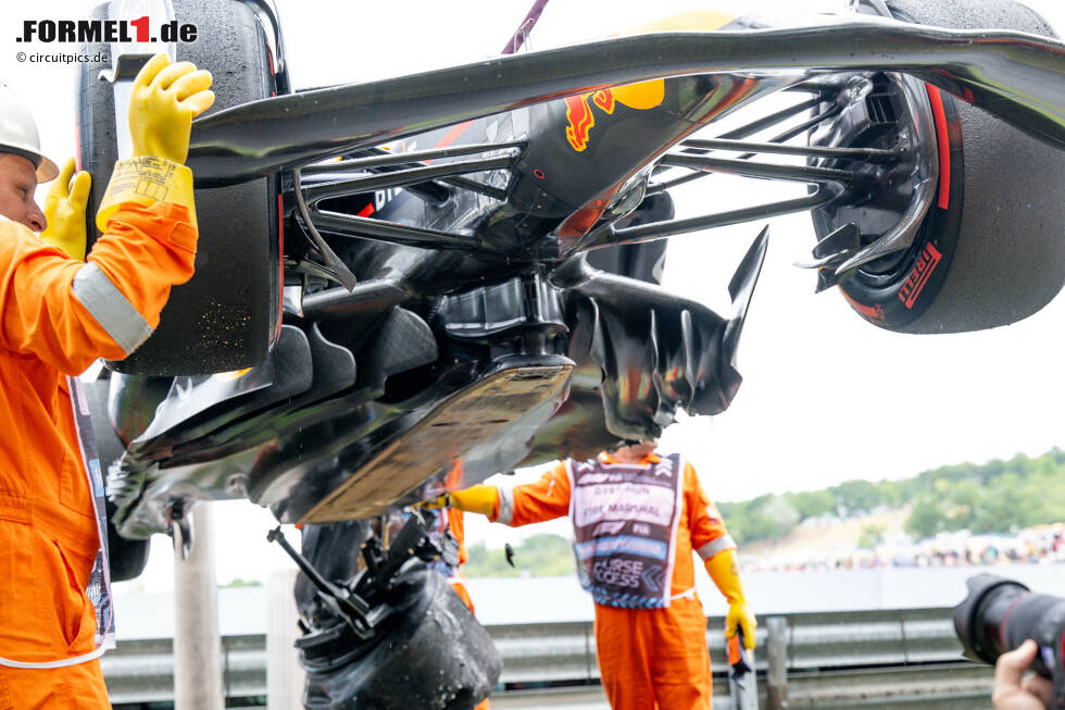 Foto zur News: Sergio Perez (Red Bull)