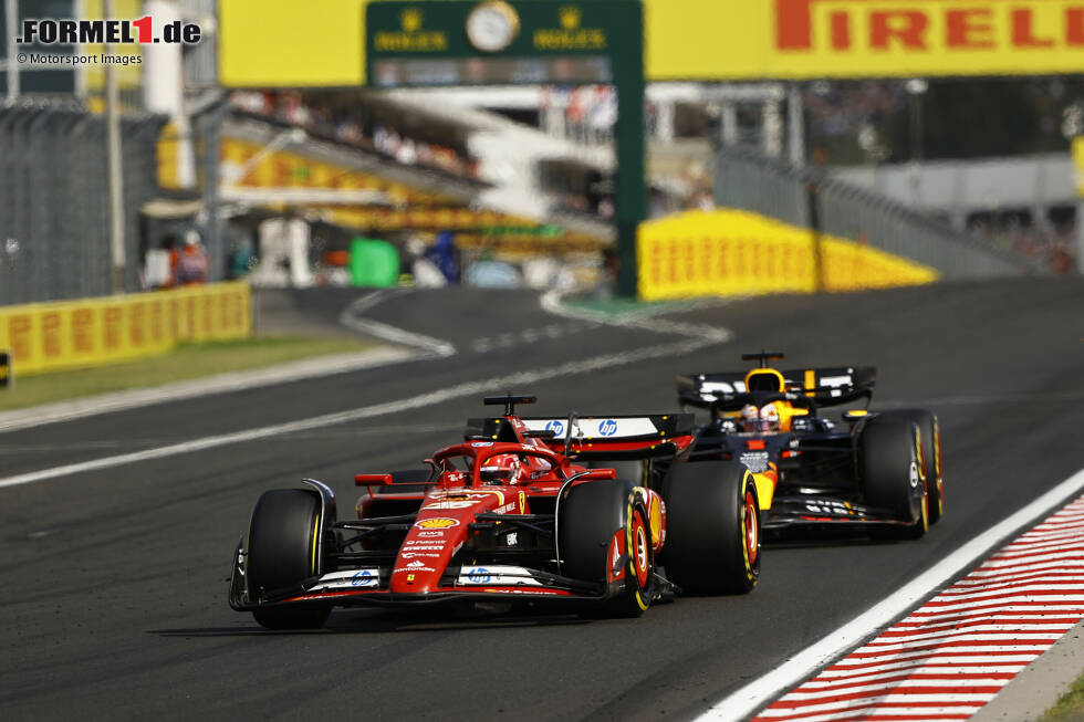 Foto zur News: Charles Leclerc (Ferrari) und Max Verstappen (Red Bull)