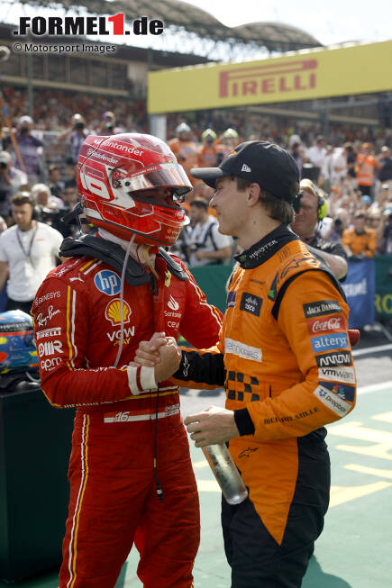 Foto zur News: Charles Leclerc (Ferrari) und Oscar Piastri (McLaren)