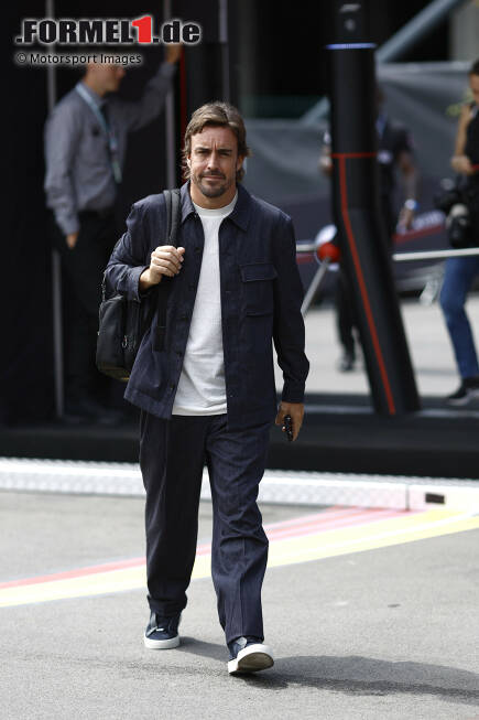 Foto zur News: Fernando Alonso (Aston Martin)