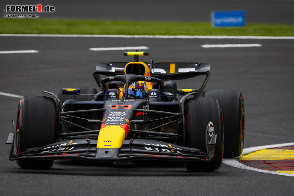 Foto zur News: Sergio Perez (Red Bull)