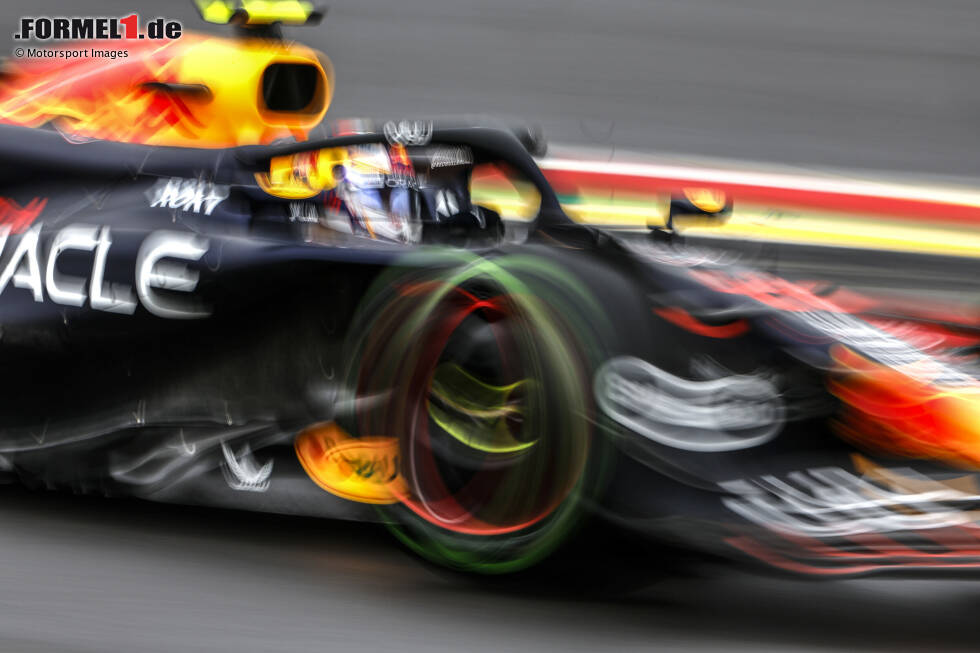 Foto zur News: Sergio Perez (Red Bull)