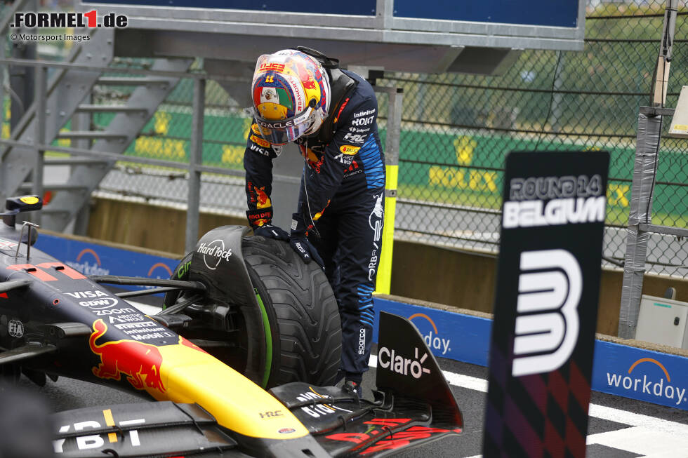 Foto zur News: Sergio Perez (Red Bull)