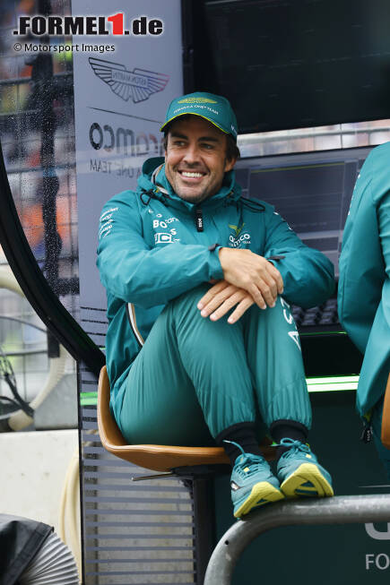 Foto zur News: Fernando Alonso (Aston Martin)