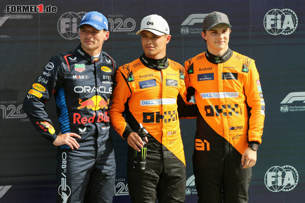 Foto zur News: Lando Norris (McLaren), Max Verstappen (Red Bull) und Oscar Piastri (McLaren)