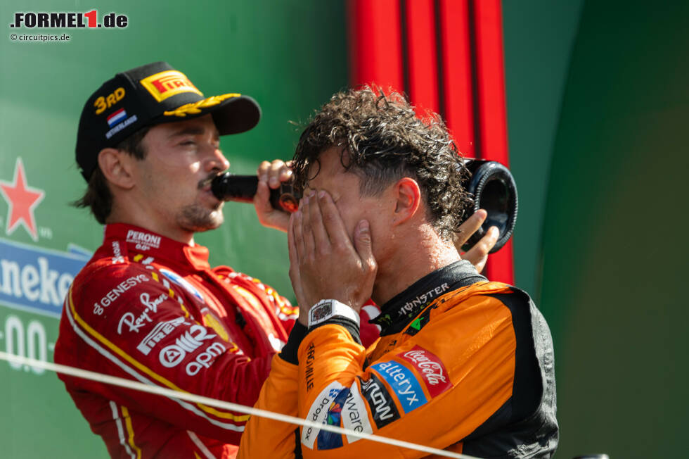 Foto zur News: Lando Norris (McLaren) und Charles Leclerc (Ferrari)