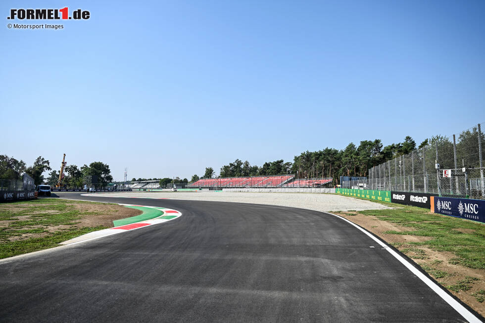 Foto zur News: Blick auf die Ascari-Schikane von Monza