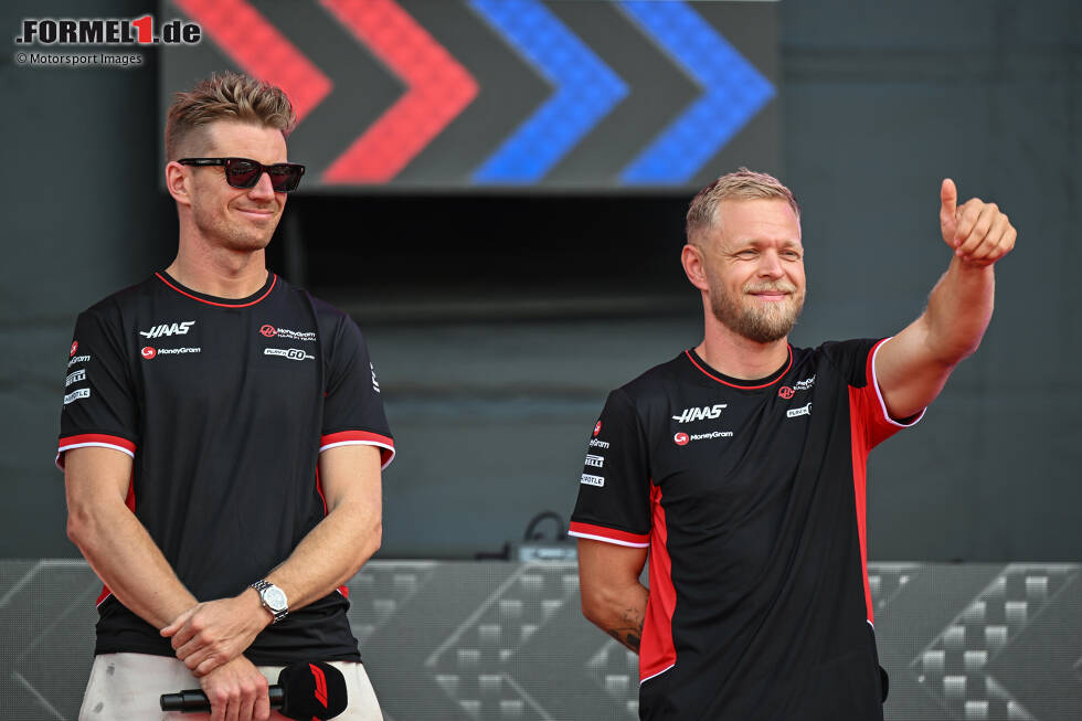 Foto zur News: Nico Hülkenberg (Haas) und Kevin Magnussen (Haas)