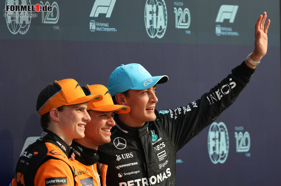 Foto zur News: Lando Norris (McLaren), Oscar Piastri (McLaren) und George Russell (Mercedes)