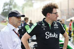 Foto zur News: Mattia Binotto und Peter Sauber